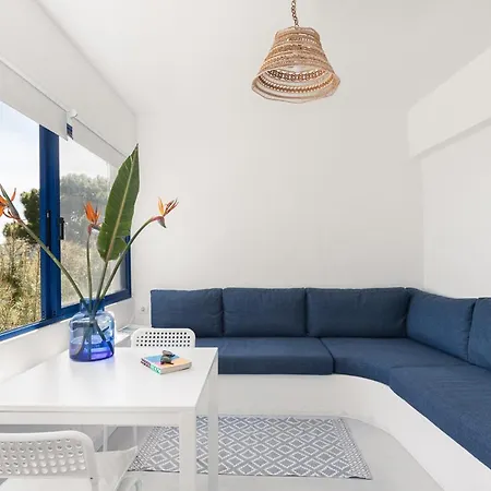 Renovated Seaside In Sounio Apartment