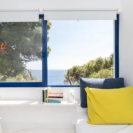 Renovated Seaside In Sounio Apartment