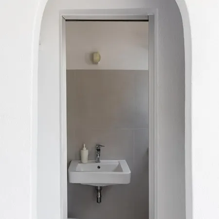 Apartment Renovated Seaside In Sounio